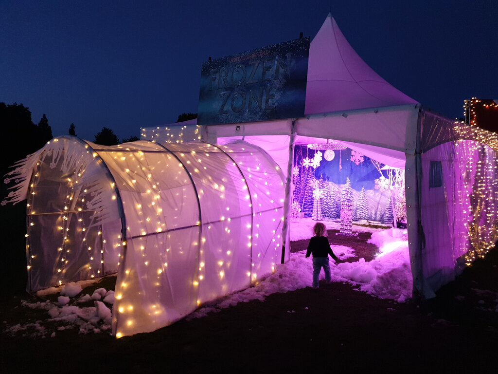 Schnee scheint selbst in Neuseeland unbedingt zu Weihnachten zu gehören.